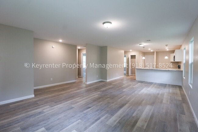 Building Photo - Beautiful Newly Built 3 Bedroom House! Available for Immediate Move in!