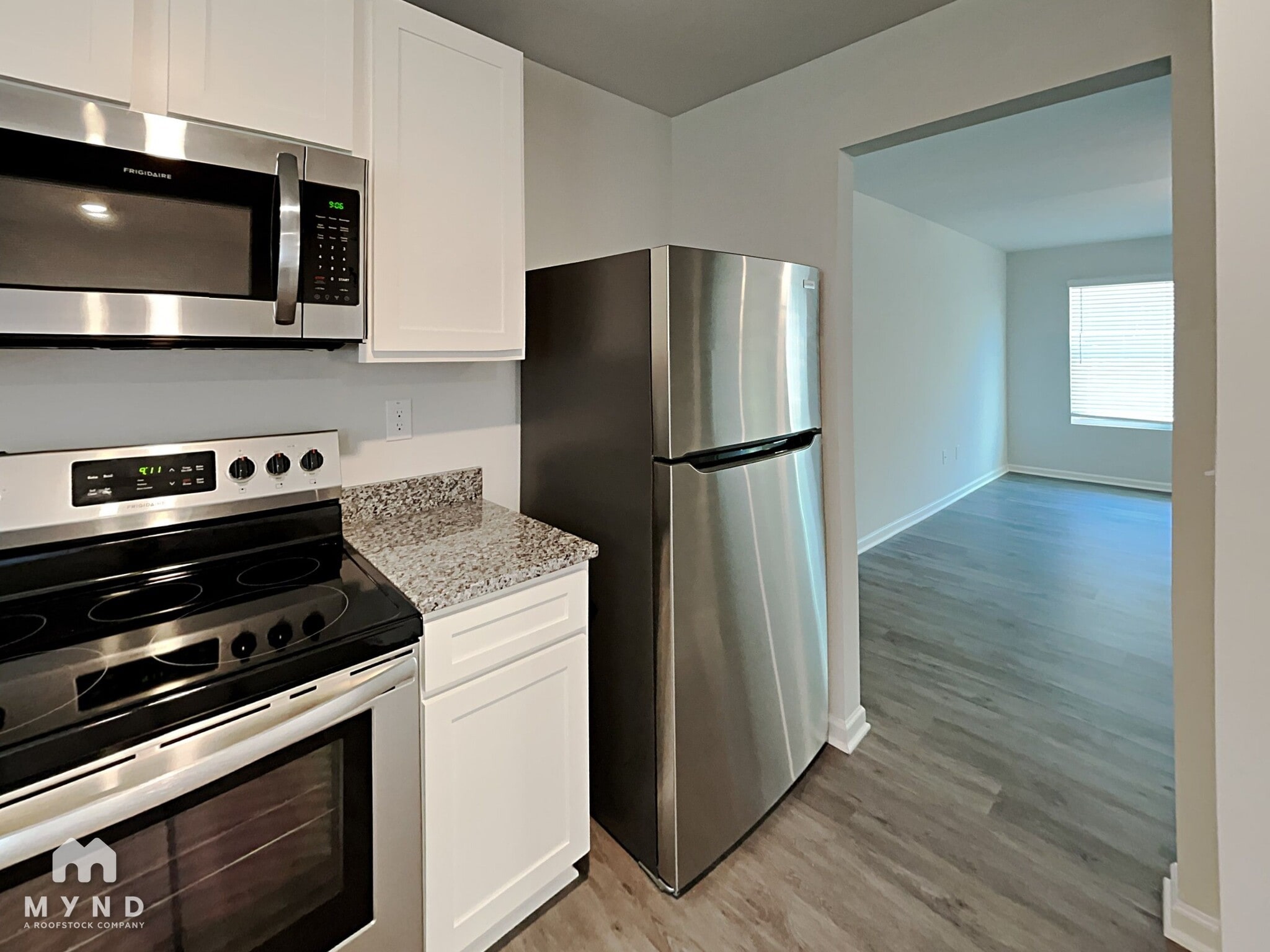 Building Photo - 1832 Carrington Dr