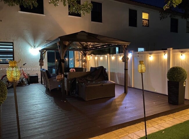 Building Photo - 3392 W 90th Terrace