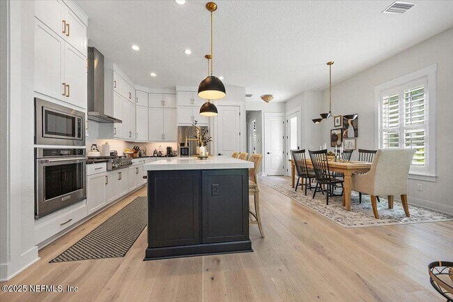 Building Photo - 256 Liberty Bell Rd