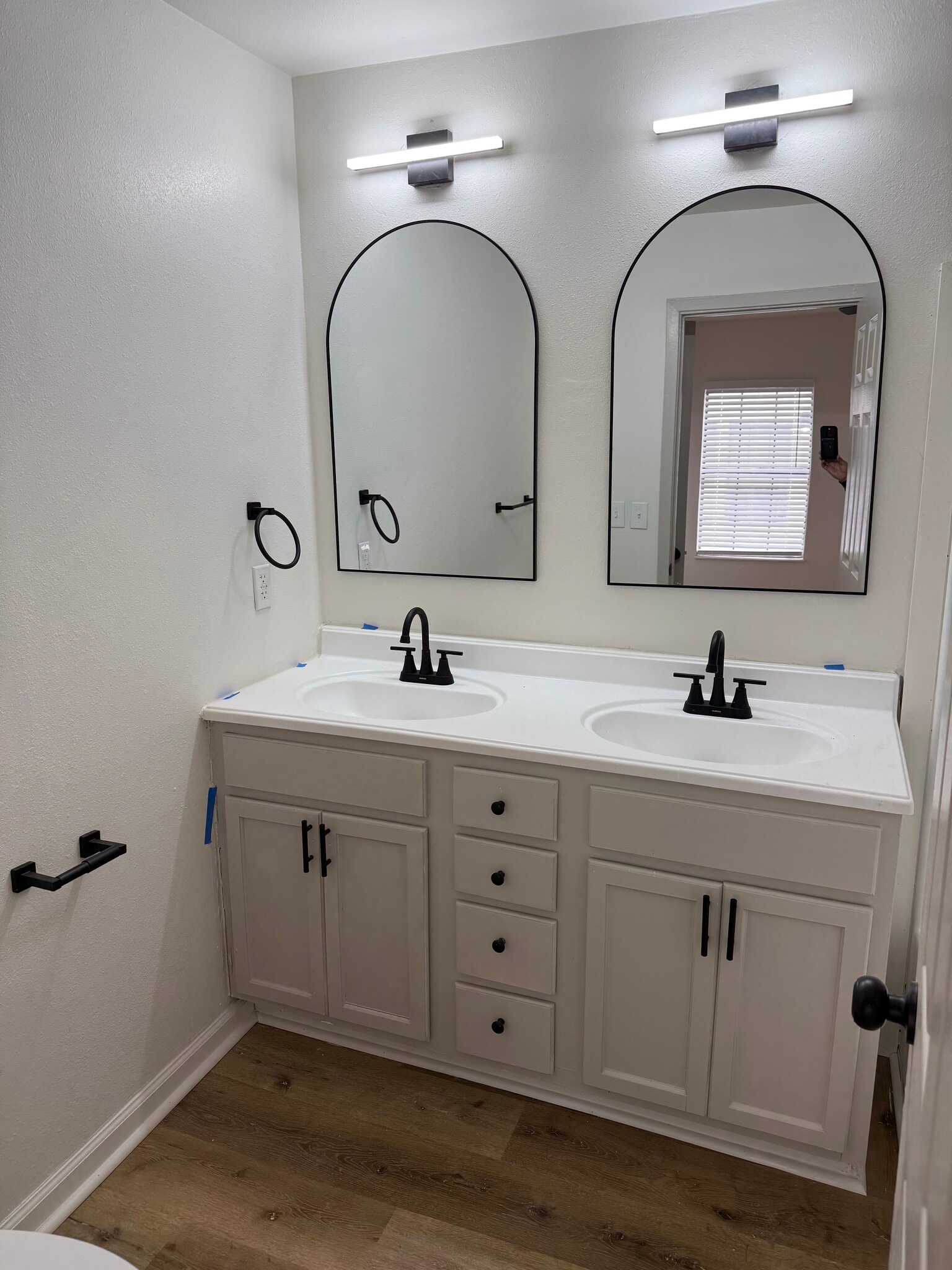 Building Photo - 512 Imperial Valley Dr