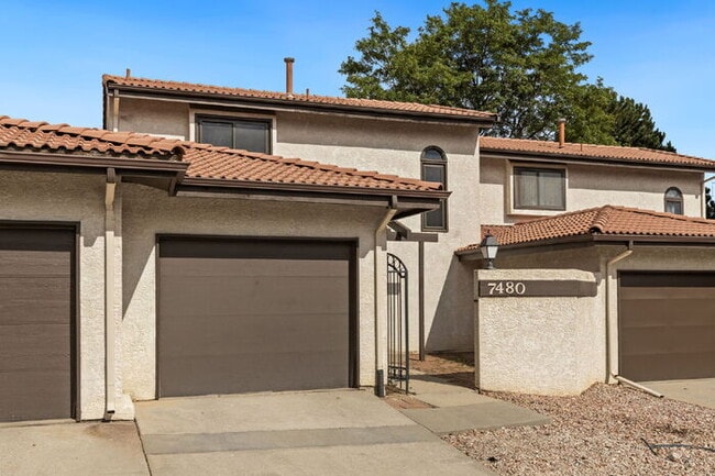 Primary Photo - Conveniently Located Townhome with Garage ...