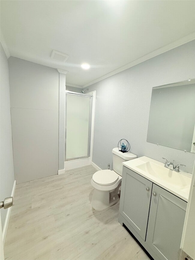 Building Photo - 12090 Canal St