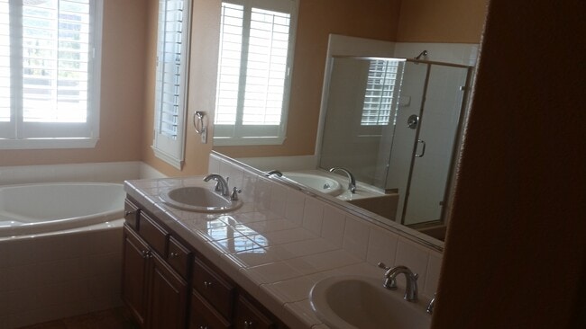 Building Photo - 31990 Oregon Ln