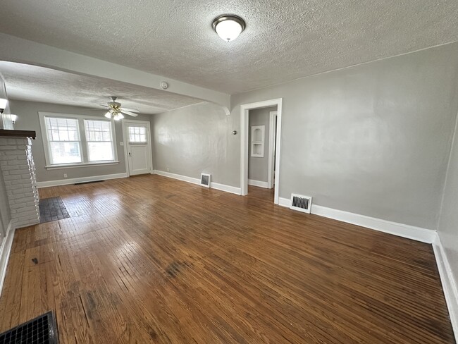 Building Photo - 2903 Knight Ave