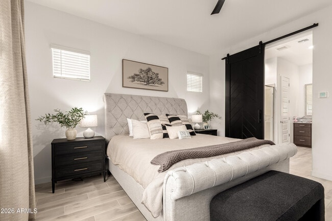 Building Photo - 2034 W Sleepy Ranch Rd