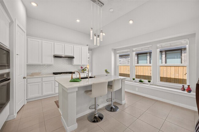 Building Photo - 21207 Electric Lgt Trl