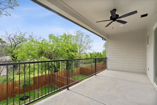 Building Photo - 237 Athenia Dr