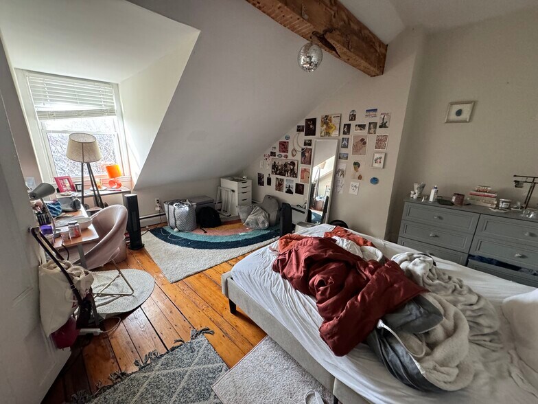 Building Photo - 237 Northampton St