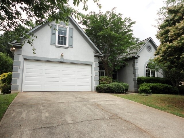 Primary Photo - 1034 Chesterfield Place NW