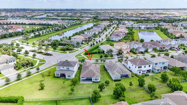 Building Photo - 16293 Melogold Dr