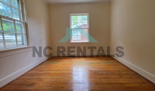 Building Photo - 1313 Holman St