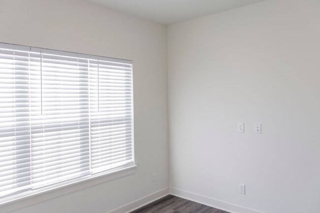 Building Photo - Coming Soon! Gorgeous New 3 Bedroom in Spring Hill!!