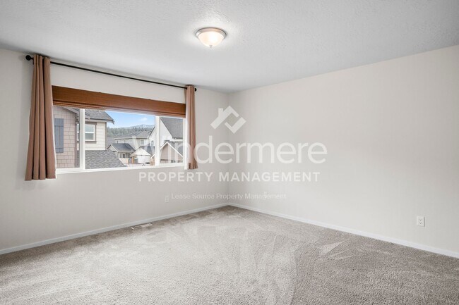 Building Photo - * COMING SOON 09/09/2025* LIberty Lake 4 b...