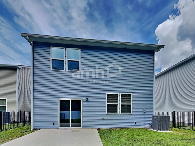 Building Photo - 2852 Calebs Cove Way