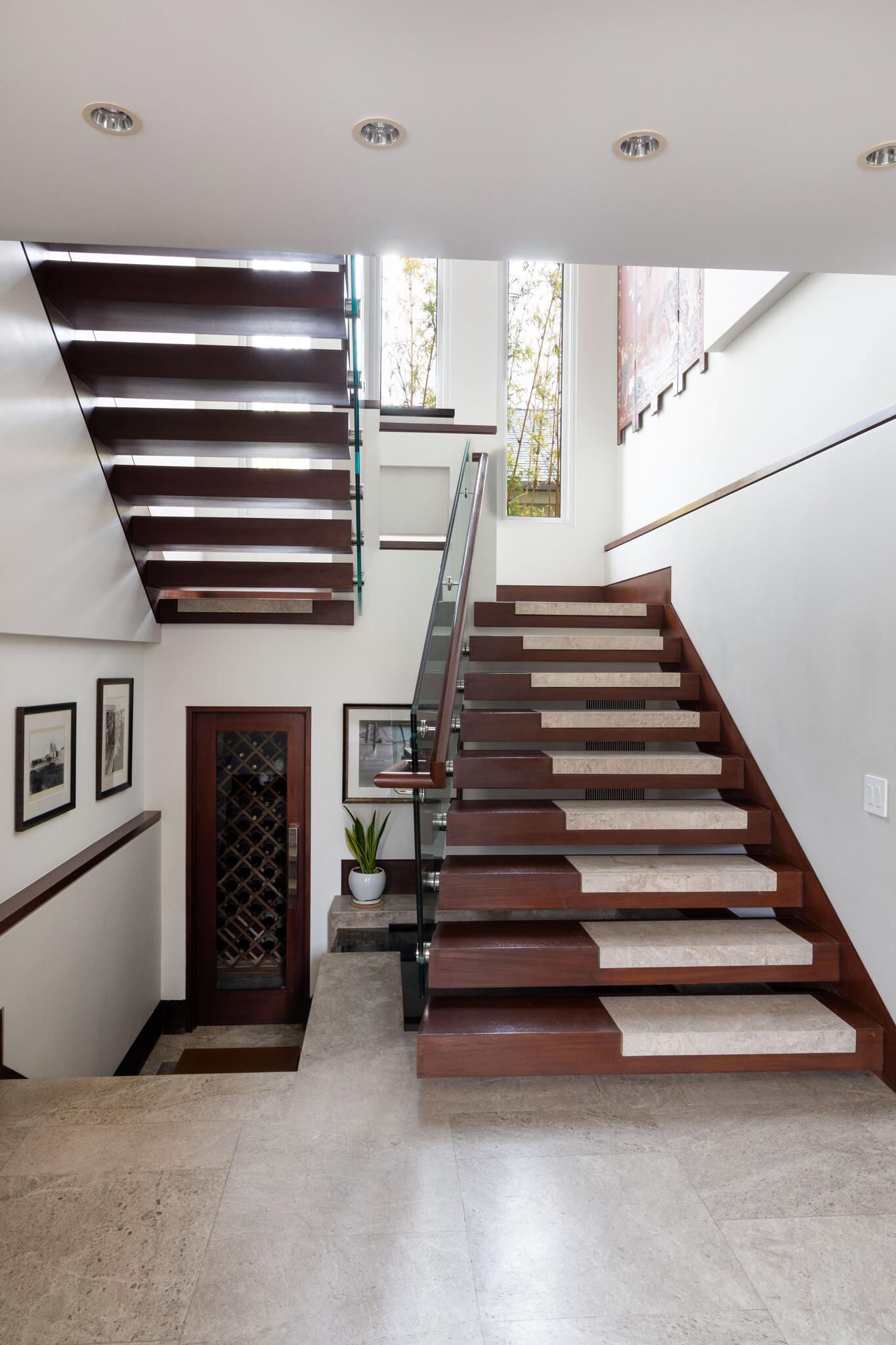 Building Photo - 207 Via Jucar