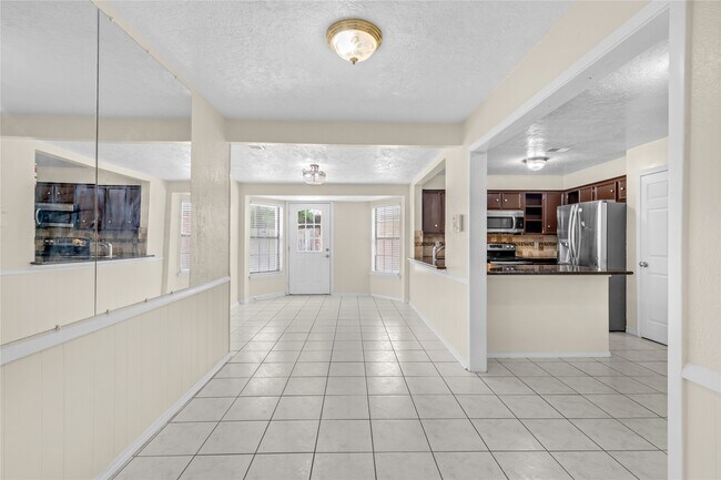 Building Photo - 10606 Beckfield Dr
