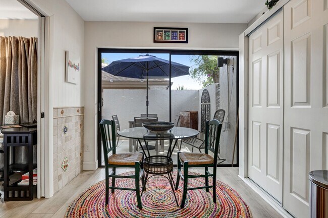 Building Photo - ** RETREAT AT NAPLES ** 3 BED / 2 BATH - C...