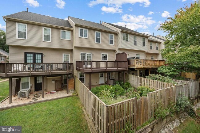 Building Photo - 20335 Briarcliff Terrace