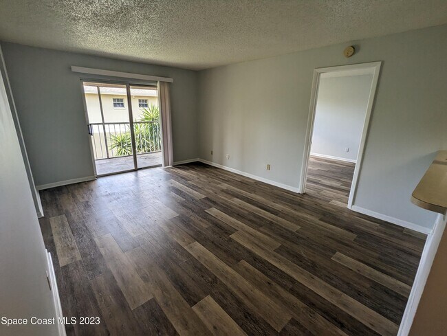 Building Photo - 1664 Sunny Brook Ln