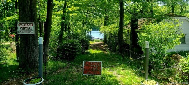 Building Photo - 11 Curry Rd