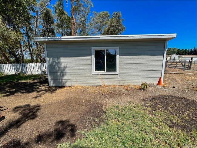 Building Photo - 6376 Co Rd 14
