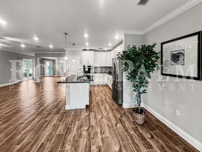 Building Photo - 25 Orlando Blvd