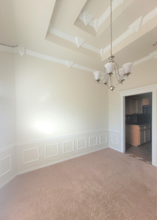 Building Photo - 502 Hood Dr