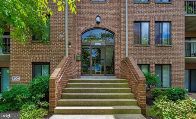 Primary Photo - 11305 Commonwealth Dr