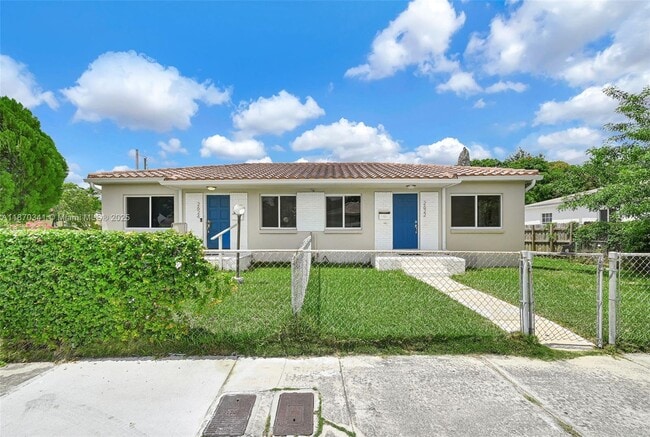 Building Photo - 2622 SW 36th Ave