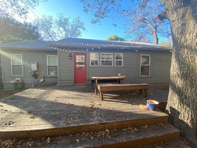 Building Photo - 3801 Avenue G