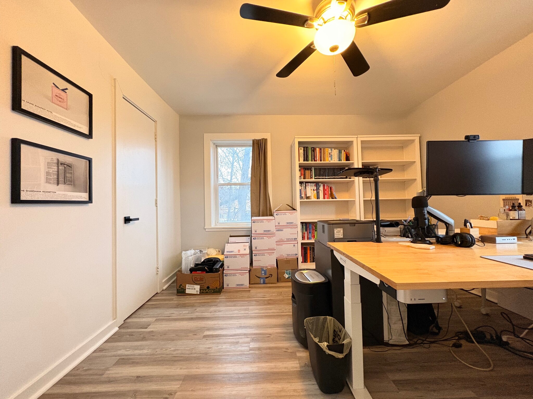 Building Photo - 5737 Hobart St