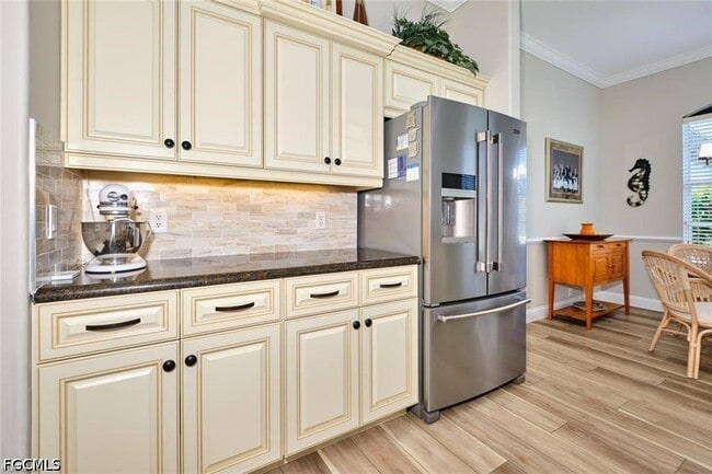 Building Photo - 9240 Willowcrest Ct