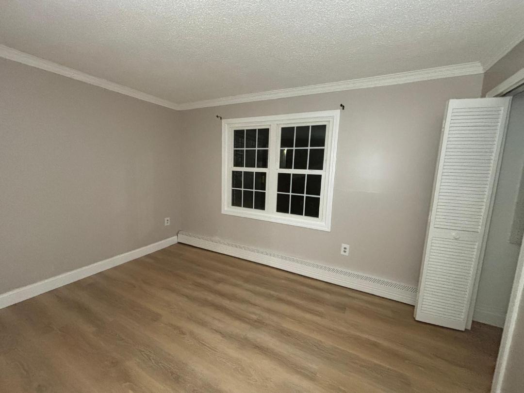 Building Photo - 24 Kenmar Dr