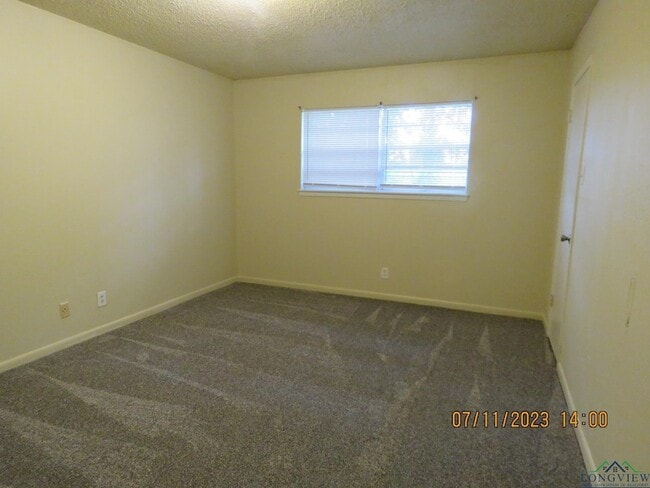 Building Photo - 3500 Denson Dr