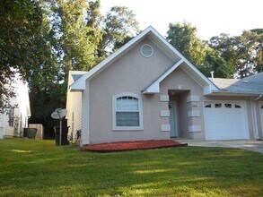 Building Photo - 2939 Royal Palm Way