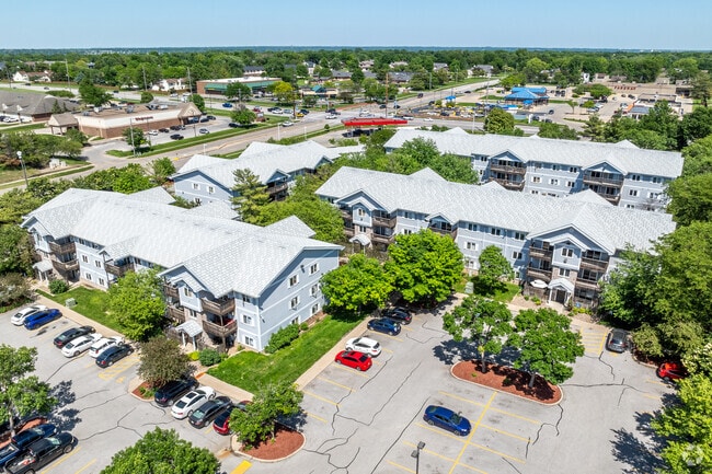 Aerial Photo - Cross Creek