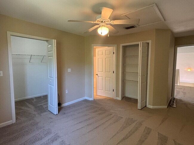 Building Photo - 4434 Gearhart Rd
