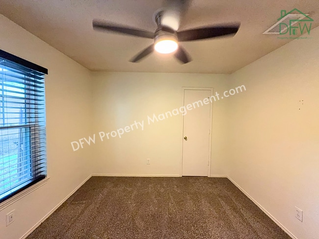Building Photo - Charming 3-Bedroom Home for Lease in Arlington