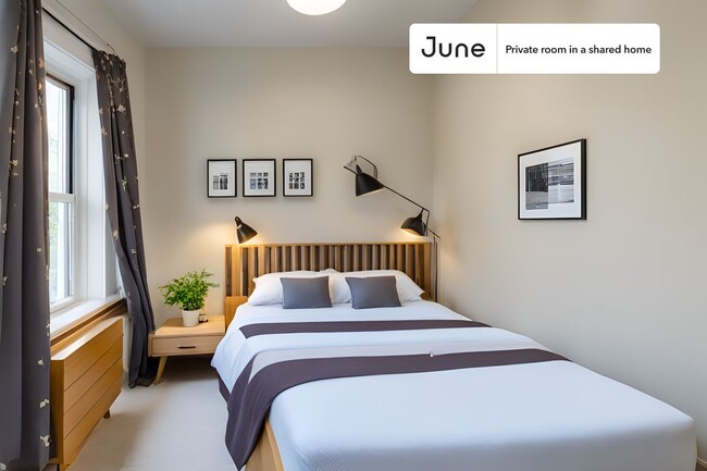 Primary Photo - Private bedroom in 3 bed/1 bath Home