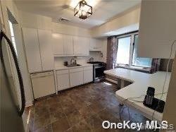 Building Photo - 20 Rocco Dr