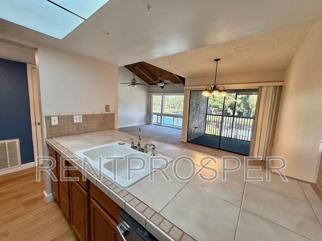 Building Photo - 6019 Windhover Dr