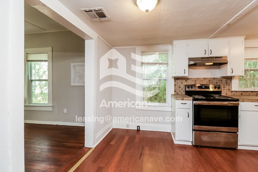 Building Photo - 27 Pinckney St