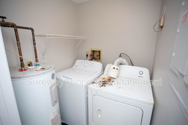 Building Photo - 26 Teaberry Ct