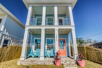 Building Photo - 1000 W Main St