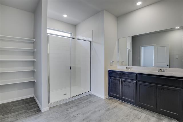 Building Photo - 701 Blacktail Dr