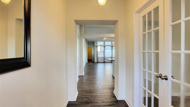 Building Photo - 1653 Arbor Knot Dr