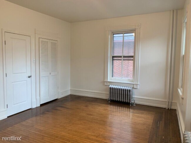 Building Photo - 408 Green Terrace