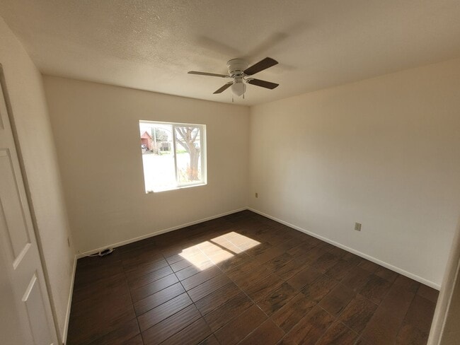 Building Photo - Newly remodeled 3 bedroom, 2 full bath home on large fenced lot.