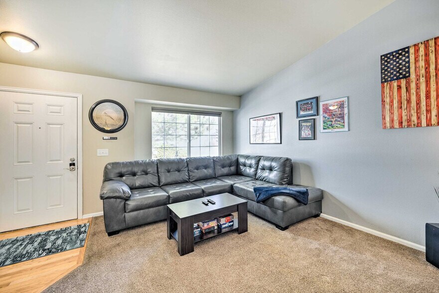 Building Photo - 5257 Pioneer Mesa Dr